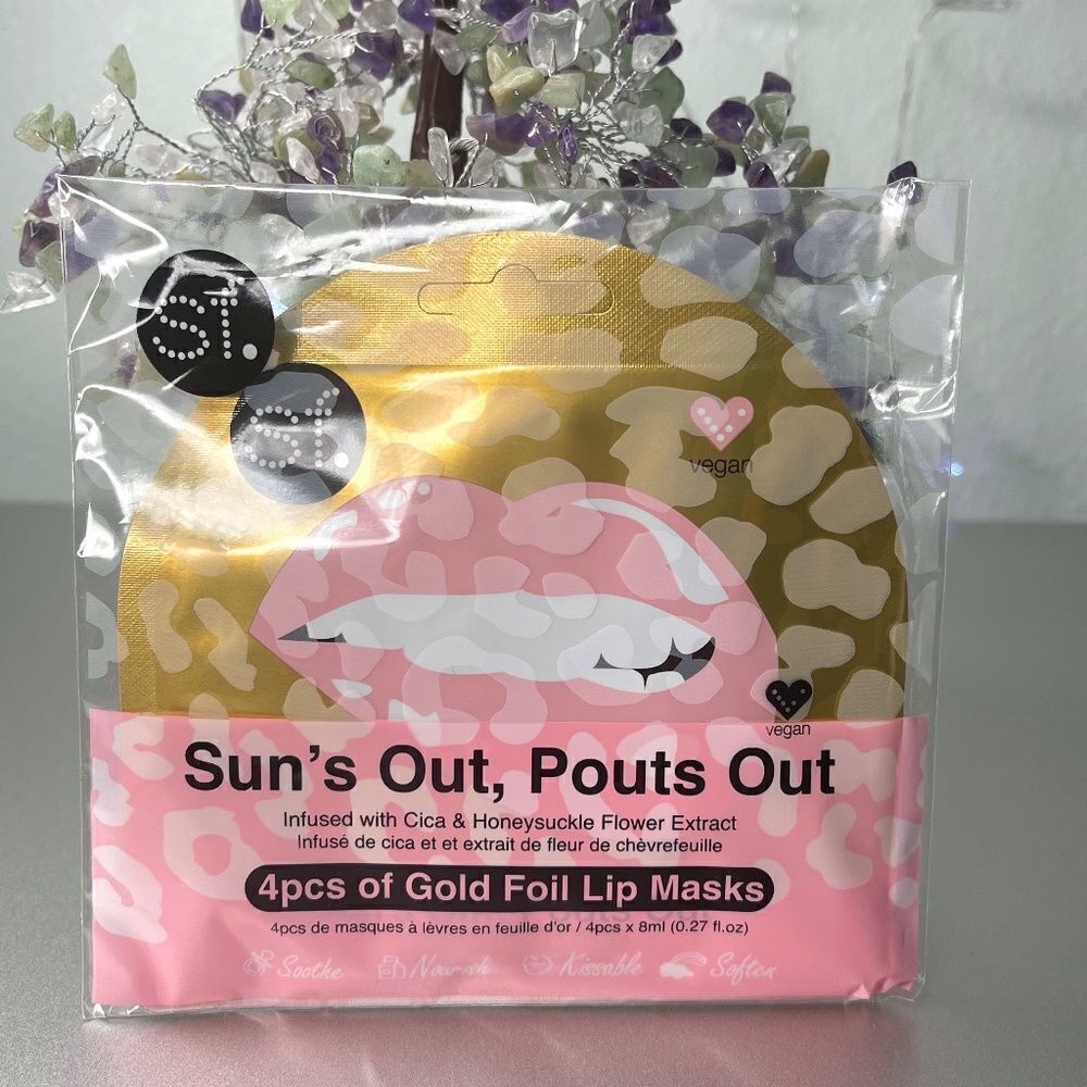 SFGLOW Gold Foil Lip Mask